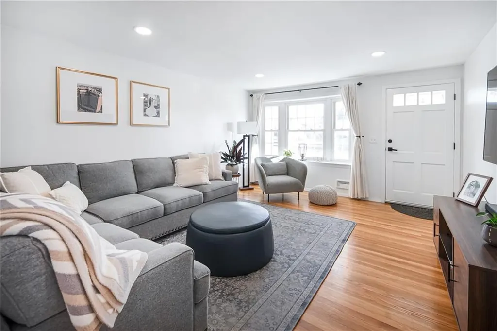 135 Fairview Avenue Cumberland RI 02864