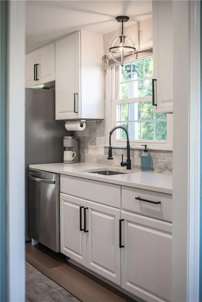 135 Fairview Avenue Cumberland RI 02864
