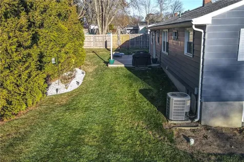 135 Fairview Avenue Cumberland RI 02864