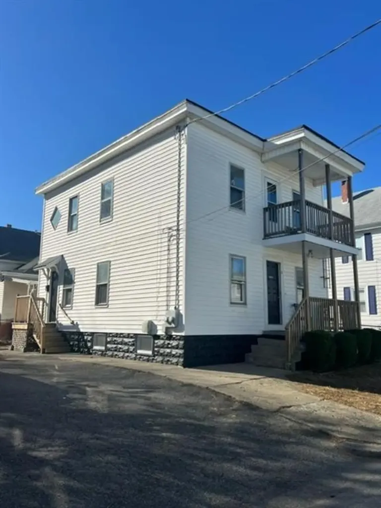 51 Cato Avenue Pawtucket RI 02860