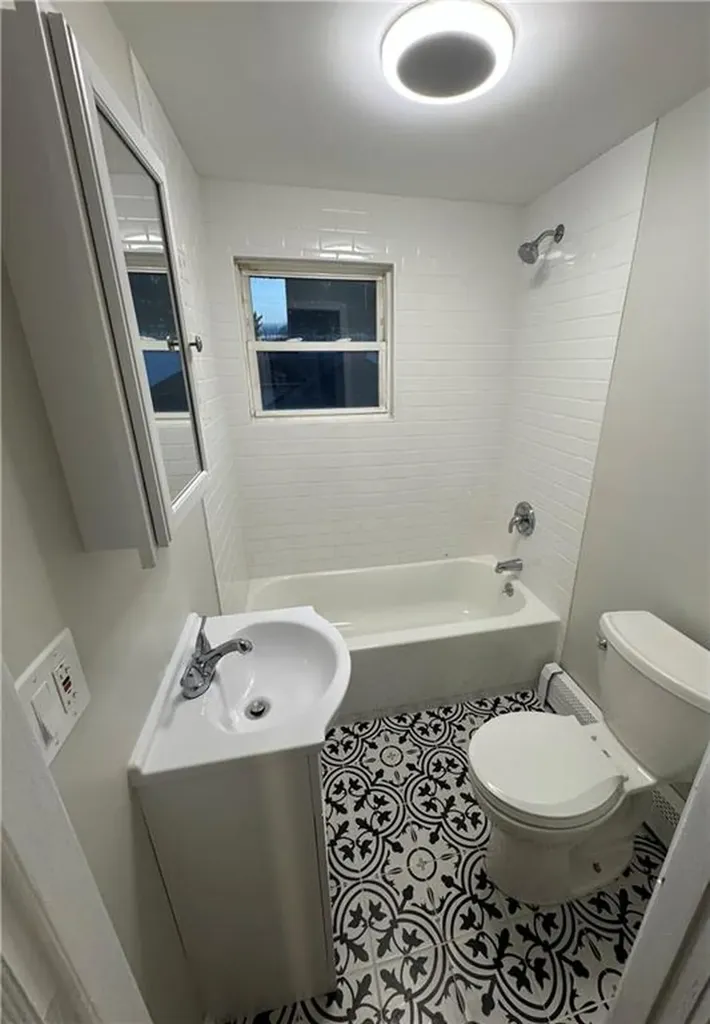 51 Cato Avenue Pawtucket RI 02860
