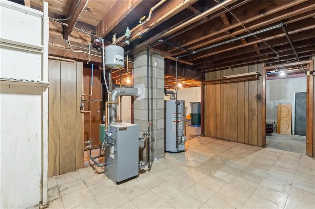 30 Tilden Street Cranston RI 02920
