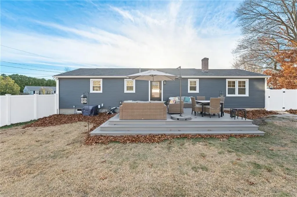69 Hilton Road Warwick RI 02889