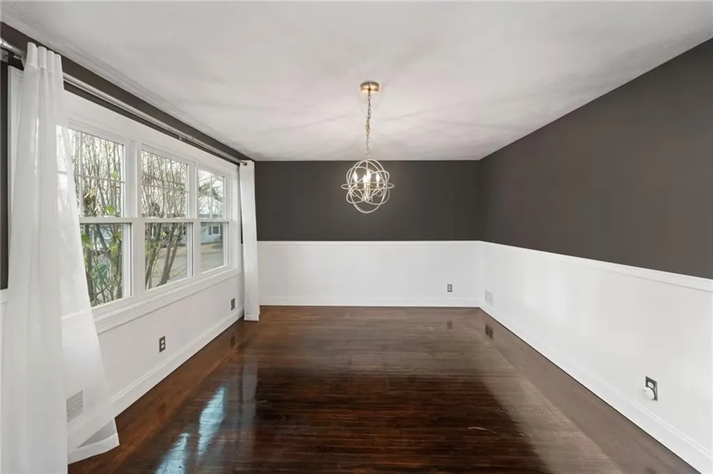 69 Hilton Road Warwick RI 02889