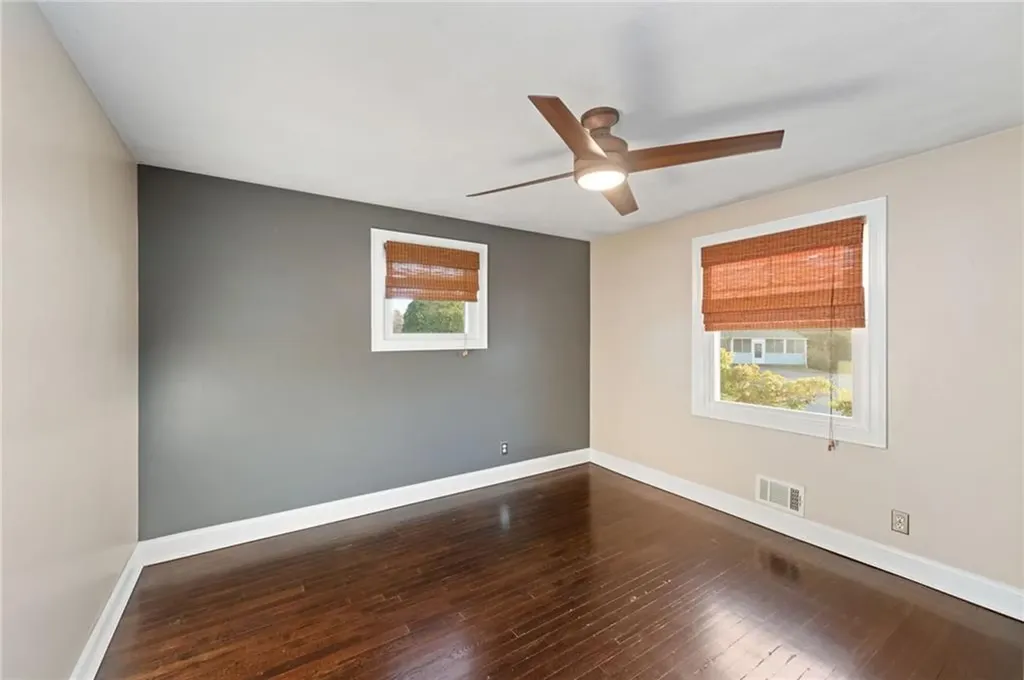 69 Hilton Road Warwick RI 02889