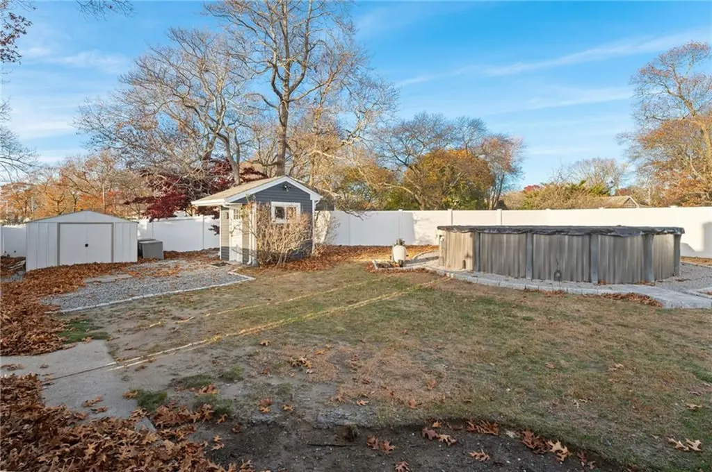 69 Hilton Road Warwick RI 02889
