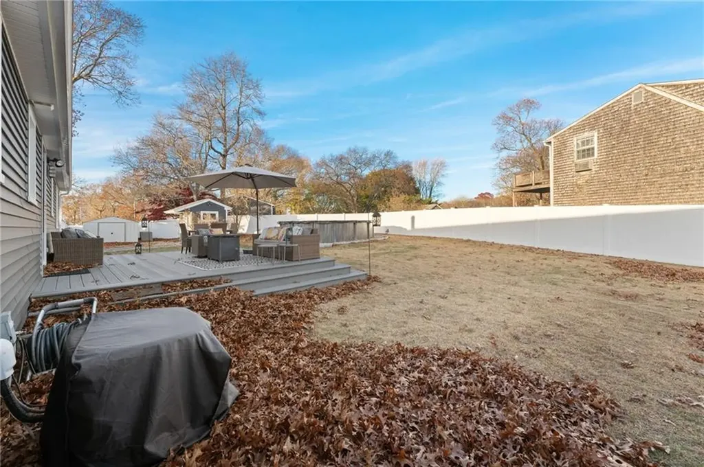 69 Hilton Road Warwick RI 02889