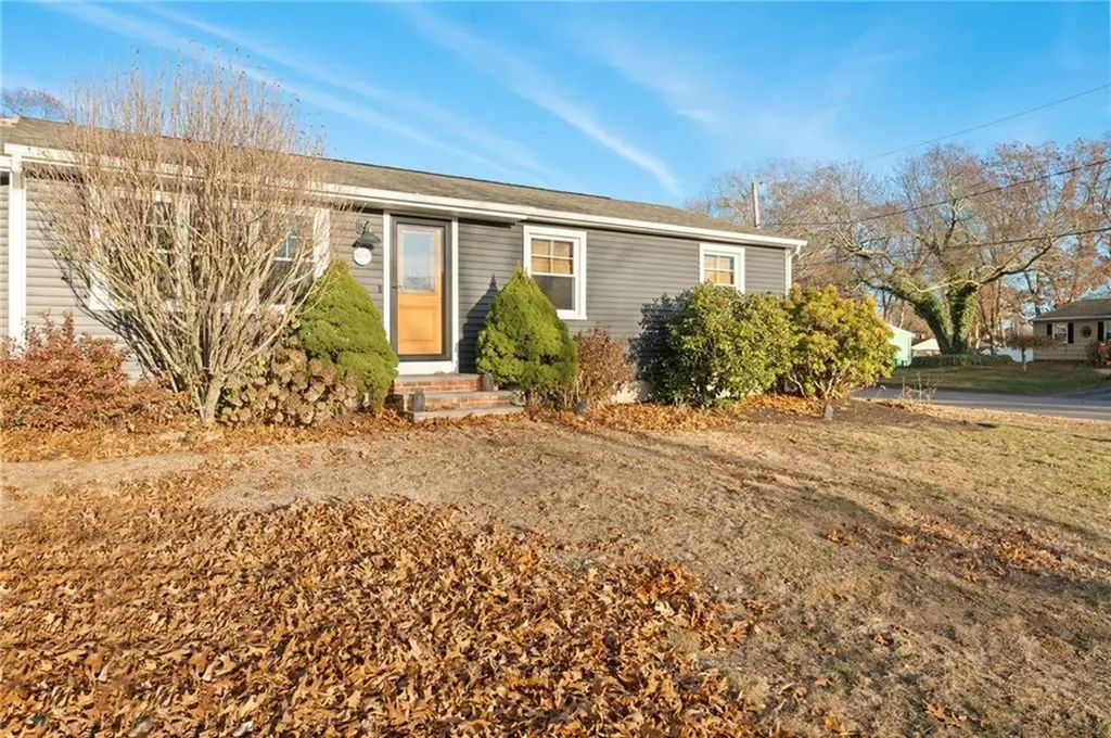 69 Hilton Road Warwick RI 02889