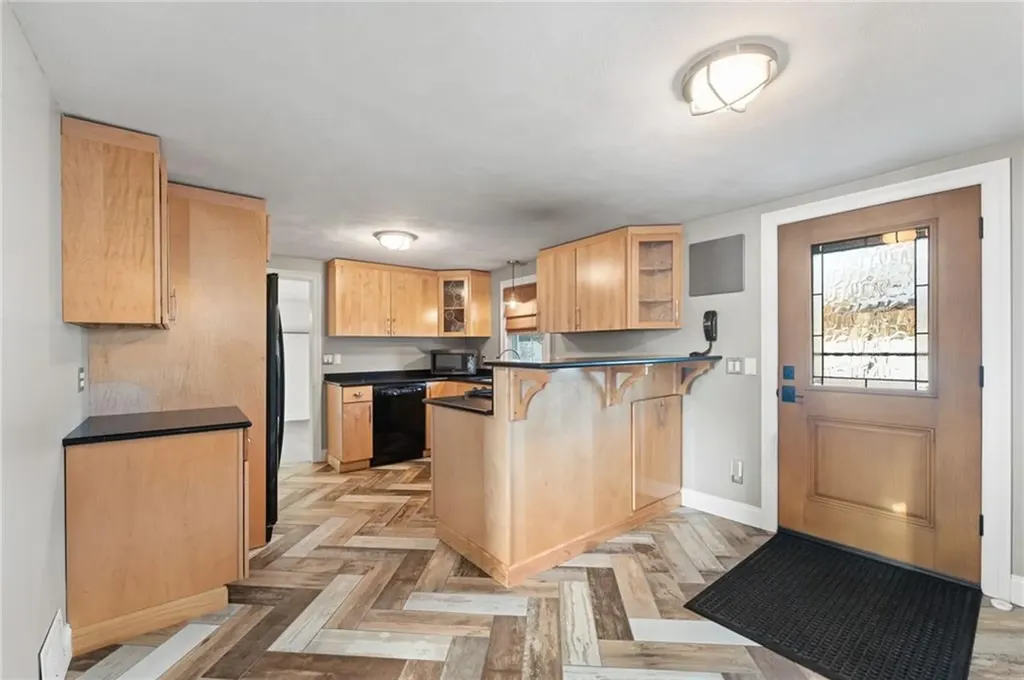 69 Hilton Road Warwick RI 02889