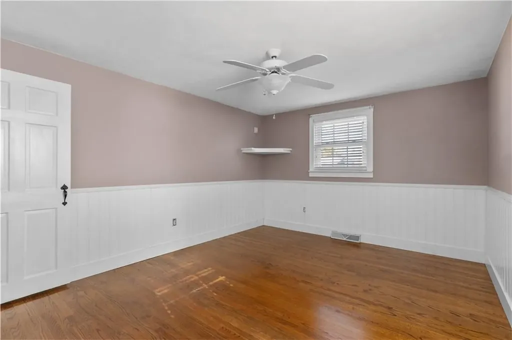 61 Kerri Lyn Road Warwick RI 02889