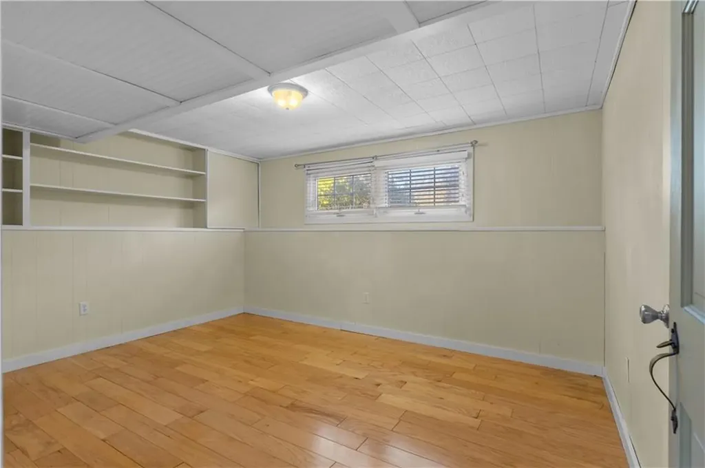 61 Kerri Lyn Road Warwick RI 02889