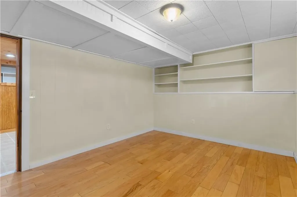 61 Kerri Lyn Road Warwick RI 02889