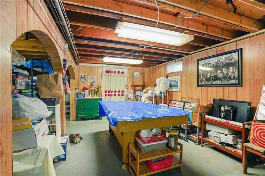 216 Wendell Street Providence RI 02909