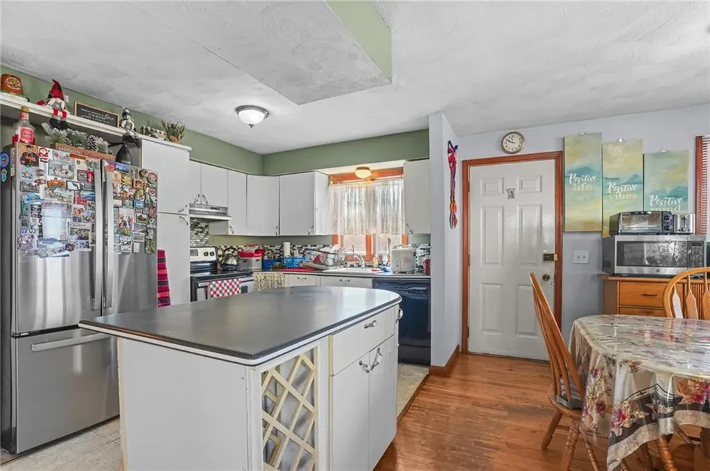 216 Wendell Street Providence RI 02909