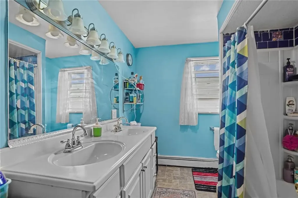 216 Wendell Street Providence RI 02909