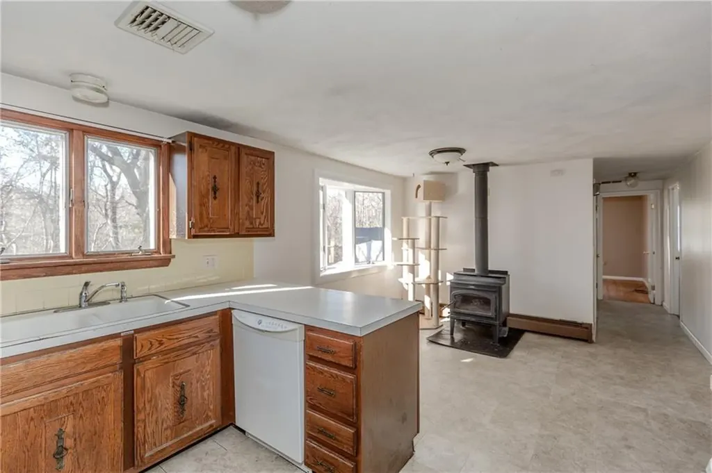 192 Burdick Drive Cranston RI 02920