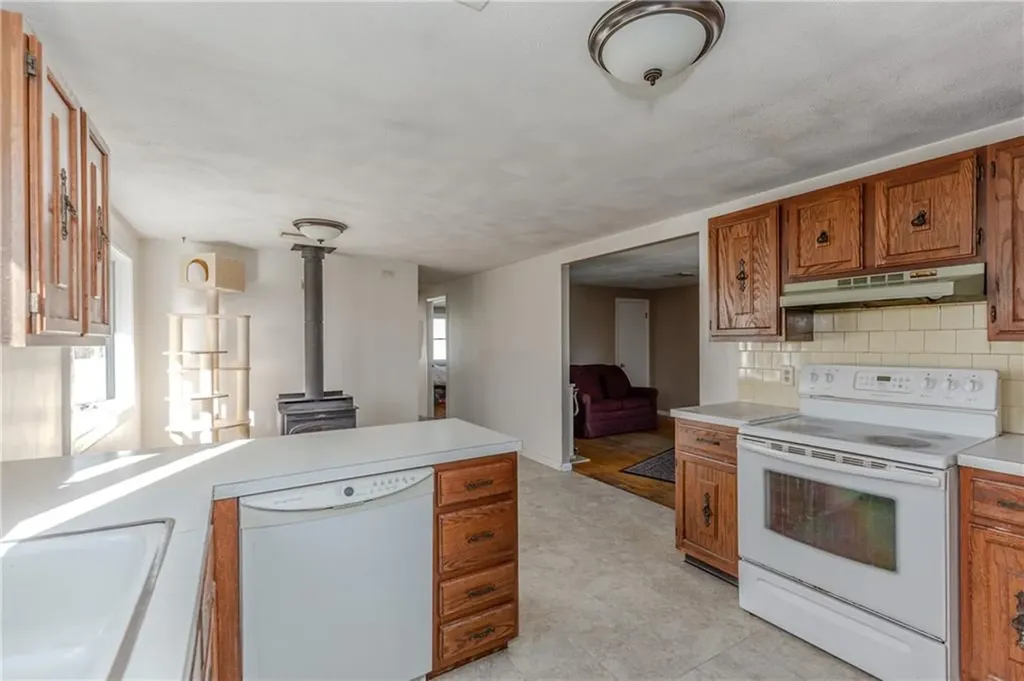 192 Burdick Drive Cranston RI 02920