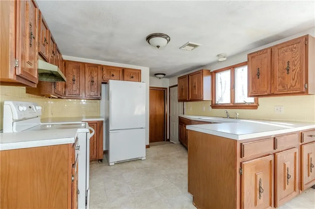 192 Burdick Drive Cranston RI 02920