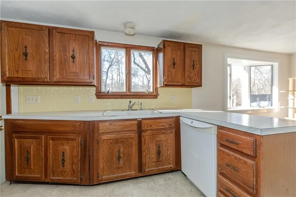 192 Burdick Drive Cranston RI 02920