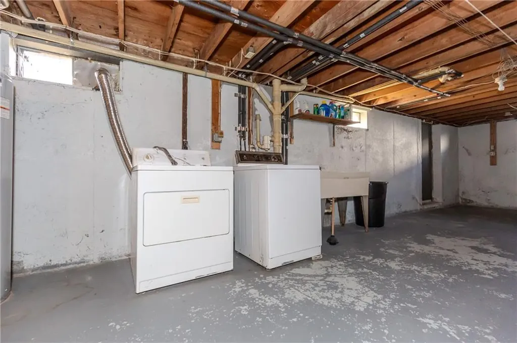 192 Burdick Drive Cranston RI 02920