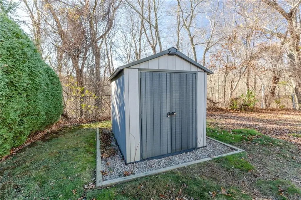 192 Burdick Drive Cranston RI 02920