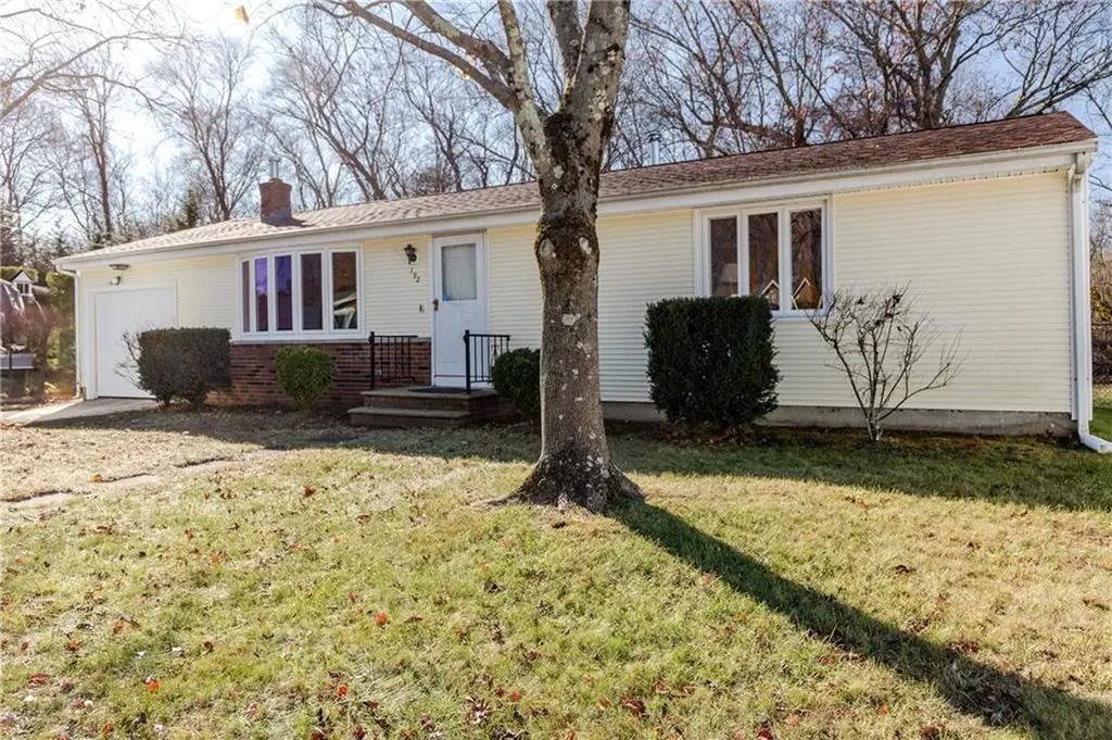 192 Burdick Drive Cranston RI 02920