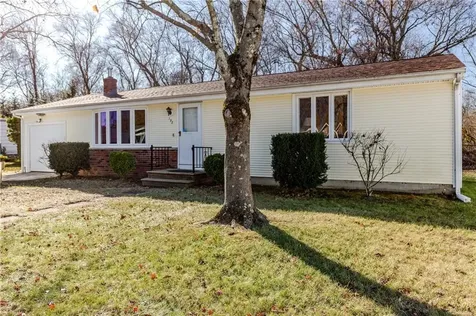 192 Burdick Drive Cranston RI 02920