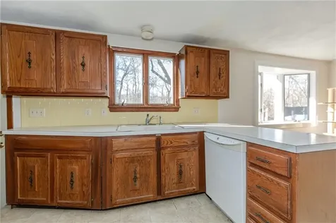 192 Burdick Drive Cranston RI 02920