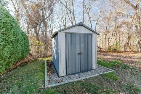 192 Burdick Drive Cranston RI 02920