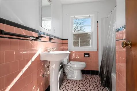 237 Sneech Pond Road Cumberland RI 02864