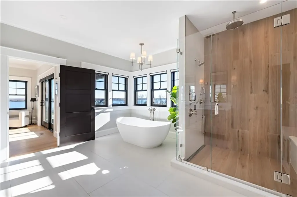 483 Vanderbilt Lane Portsmouth RI 02871