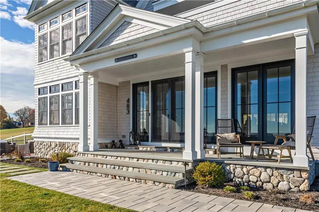 483 Vanderbilt Lane Portsmouth RI 02871