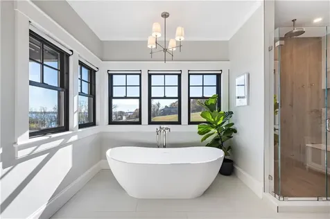483 Vanderbilt Lane Portsmouth RI 02871
