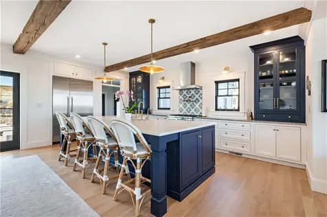 483 Vanderbilt Lane Portsmouth RI 02871