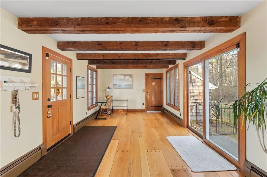 510 Reservoir Road Burrillville RI 02859