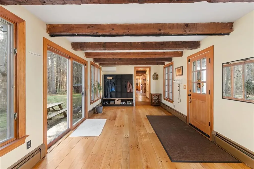 510 Reservoir Road Burrillville RI 02859