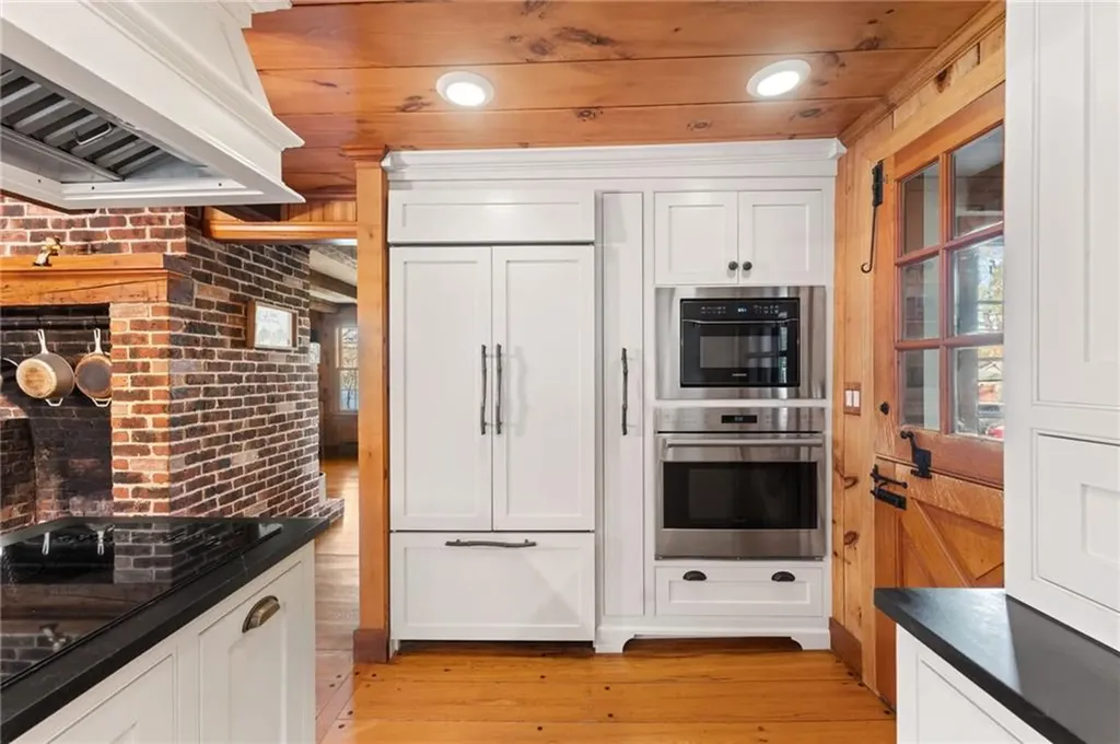 510 Reservoir Road Burrillville RI 02859