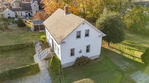 95 Dewolf Avenue Bristol RI 02809