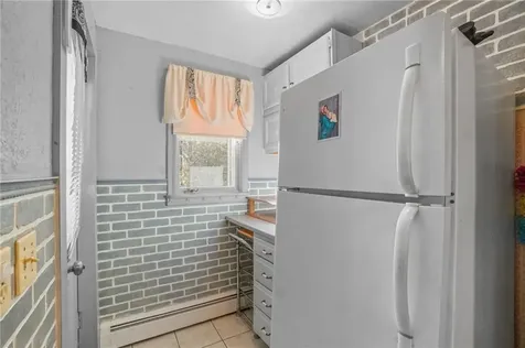 95 Dewolf Avenue Bristol RI 02809