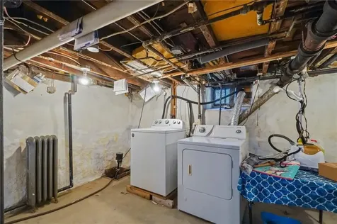 95 Dewolf Avenue Bristol RI 02809