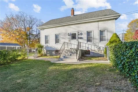 95 Dewolf Avenue Bristol RI 02809