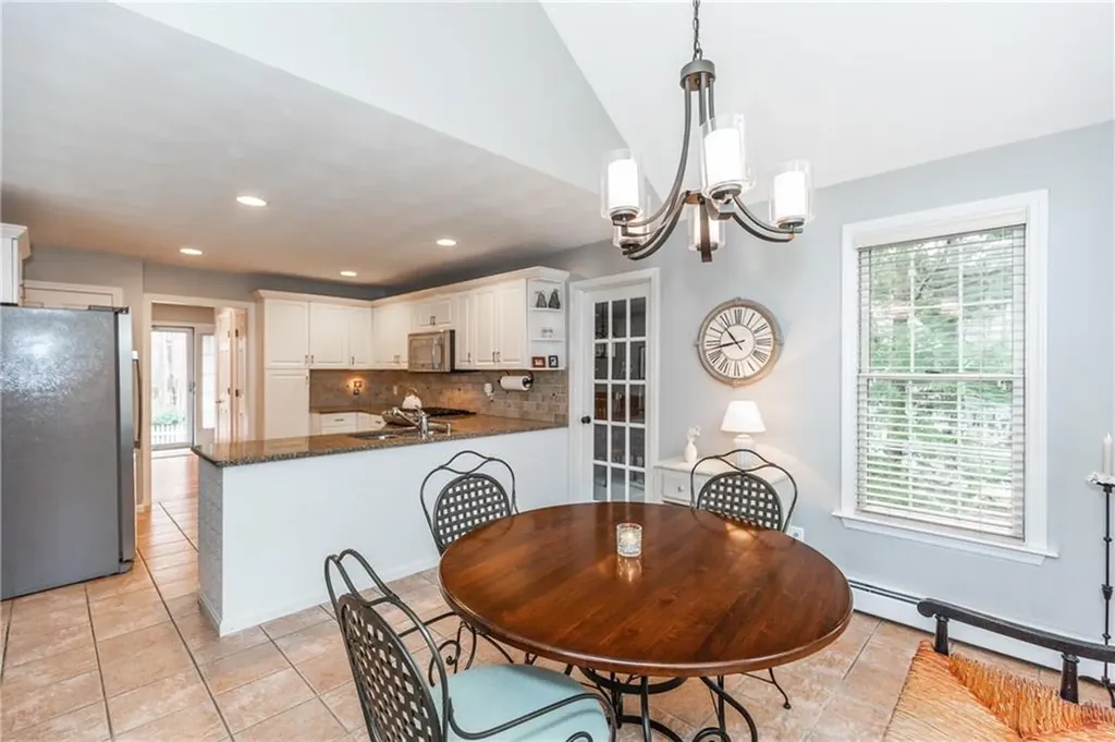 21 Aspen Lane Smithfield RI 02828