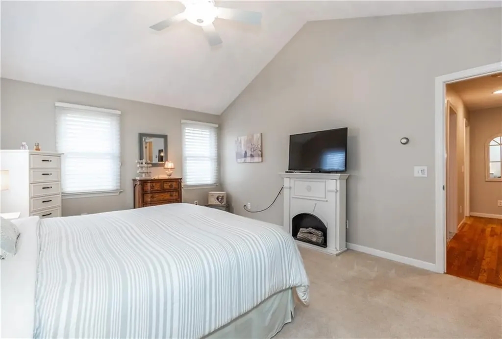 21 Aspen Lane Smithfield RI 02828