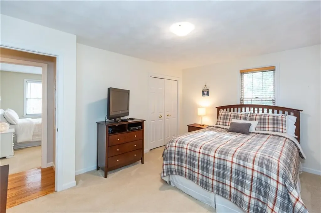 21 Aspen Lane Smithfield RI 02828