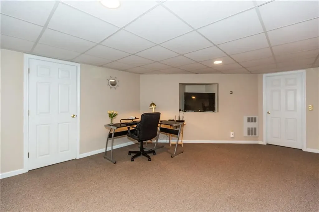 21 Aspen Lane Smithfield RI 02828