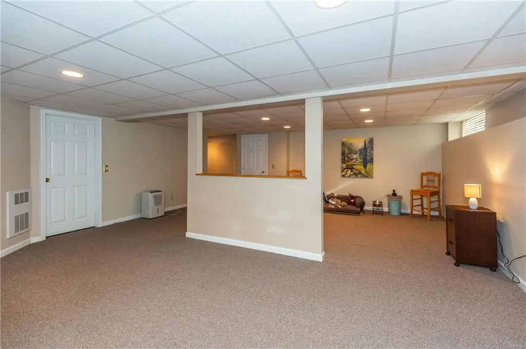 21 Aspen Lane Smithfield RI 02828