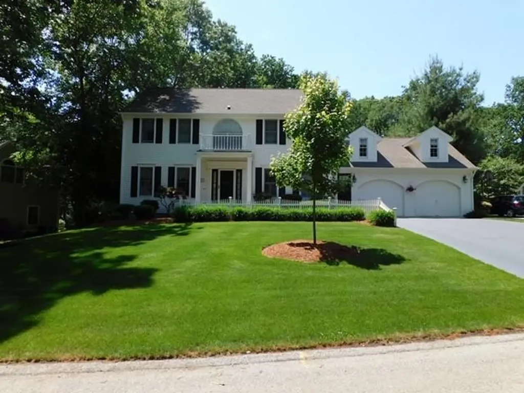 21 Aspen Lane Smithfield RI 02828