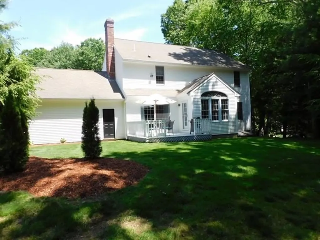 21 Aspen Lane Smithfield RI 02828