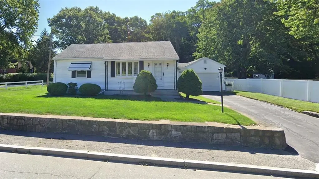 132 Greenville Road North Smithfield RI 02896