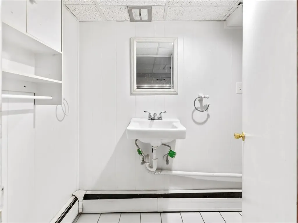 42 Belcourt Avenue North Providence RI 02911